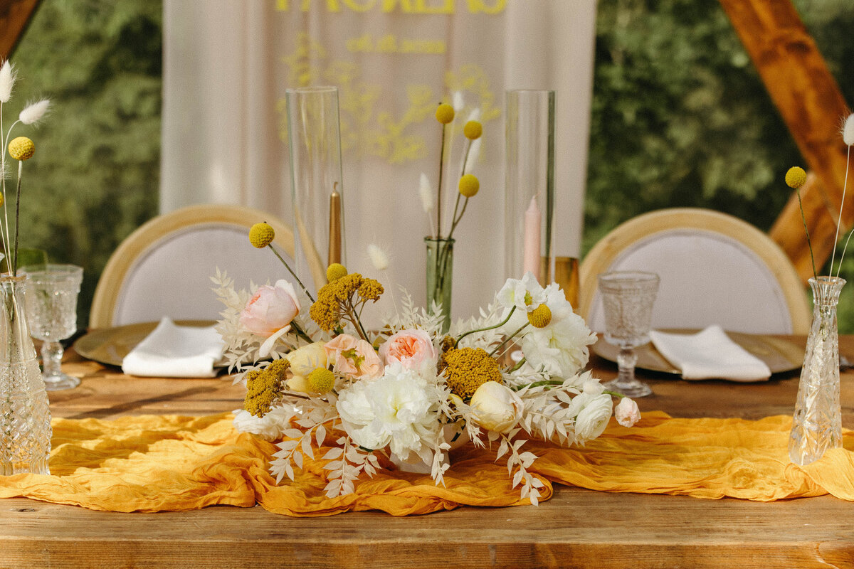 Bright Floral Summer Wedding | Edmonton Wedding and Elopement Photographer -013