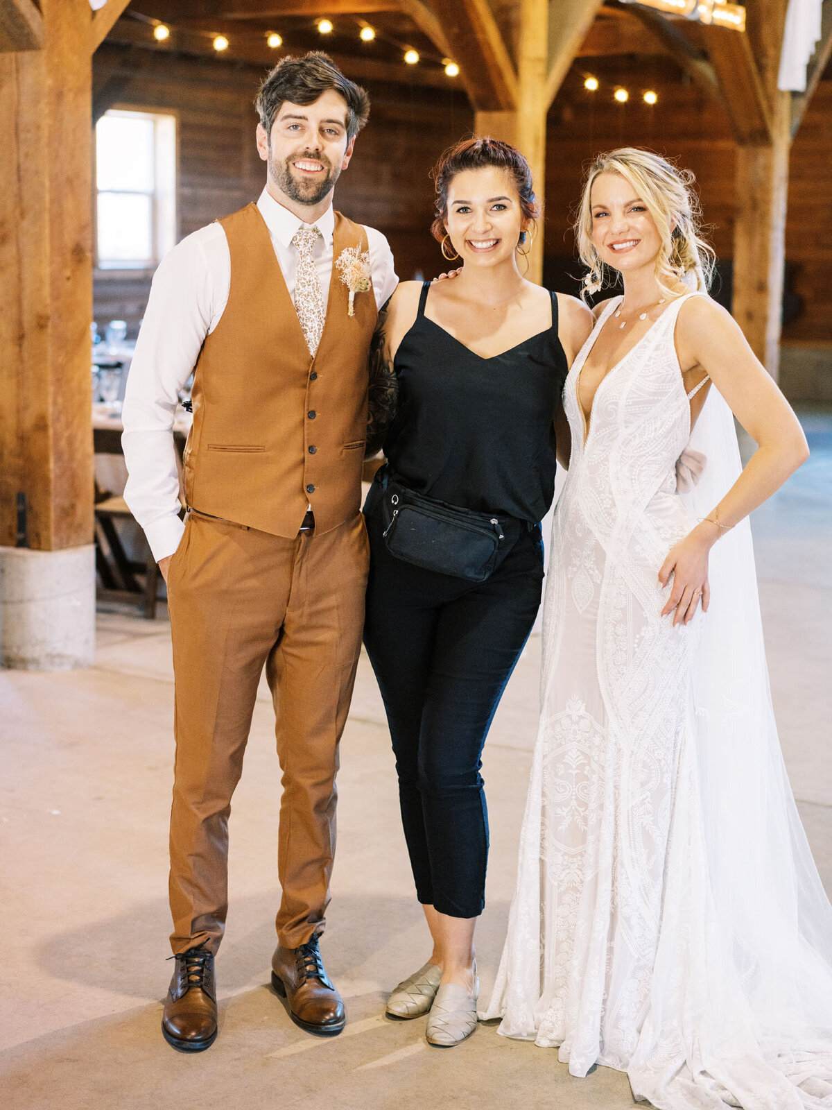 9-JaimeandBlake-Married-AshBaumgartner-BTS-14