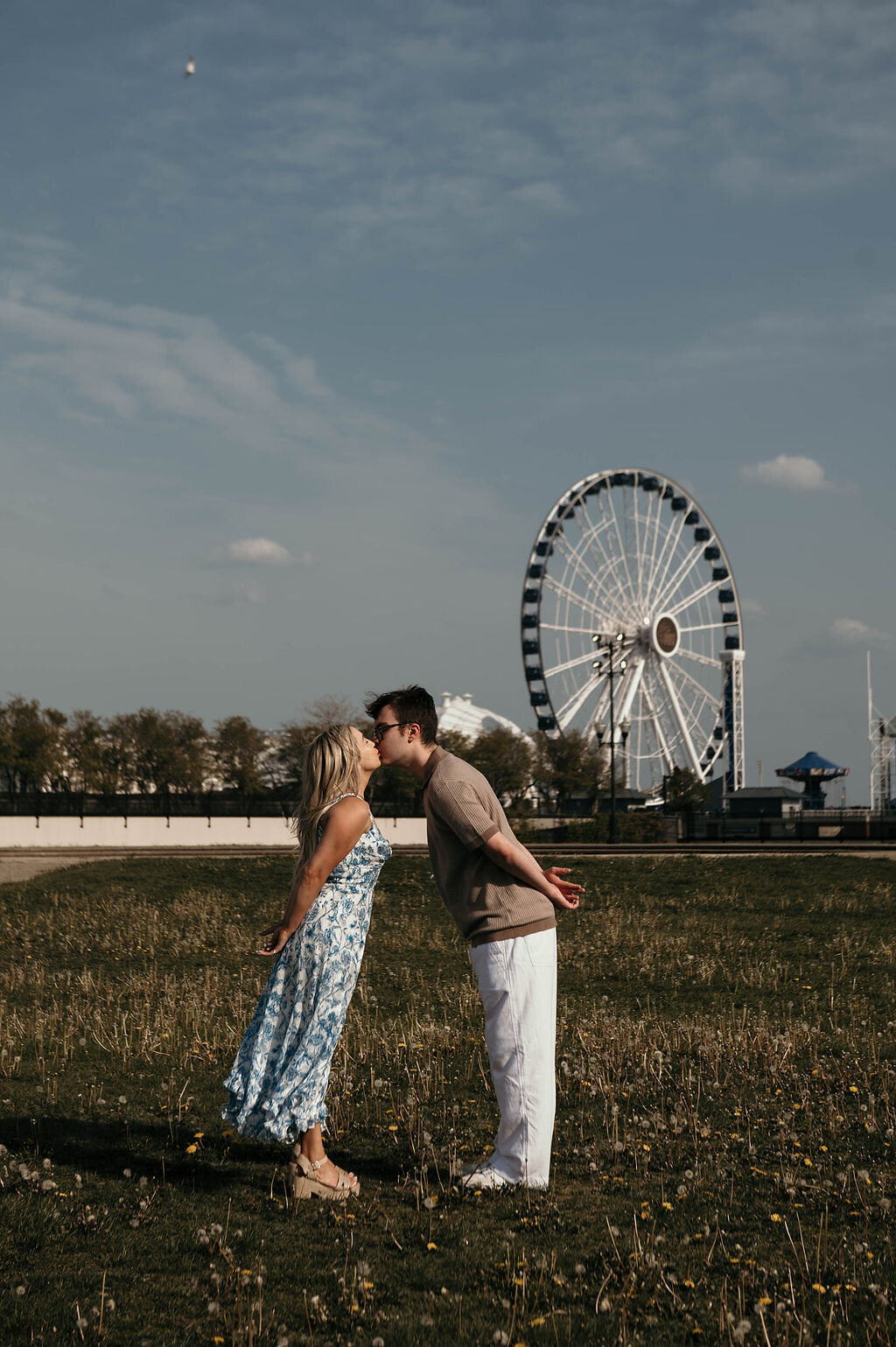 naturalanddocumentaryweddingphotographynearLakeMichiagn