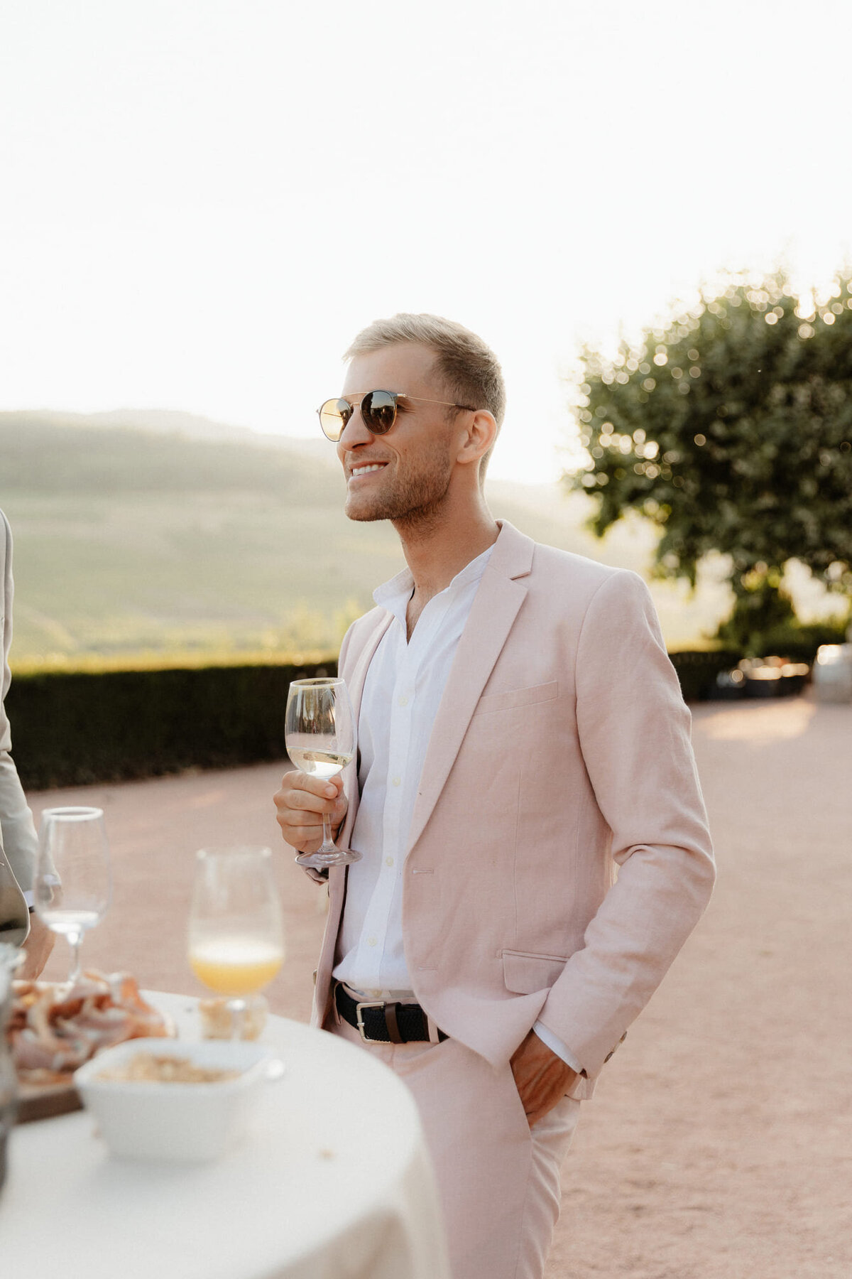 Prisylia-et-Guillaume-cocktail-mariage-vignes1