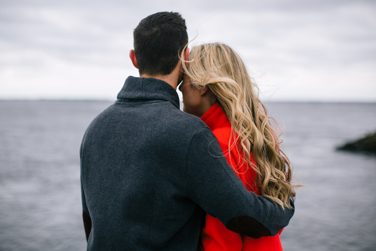 candid-boston-engagement-photographer-zev-fisher001