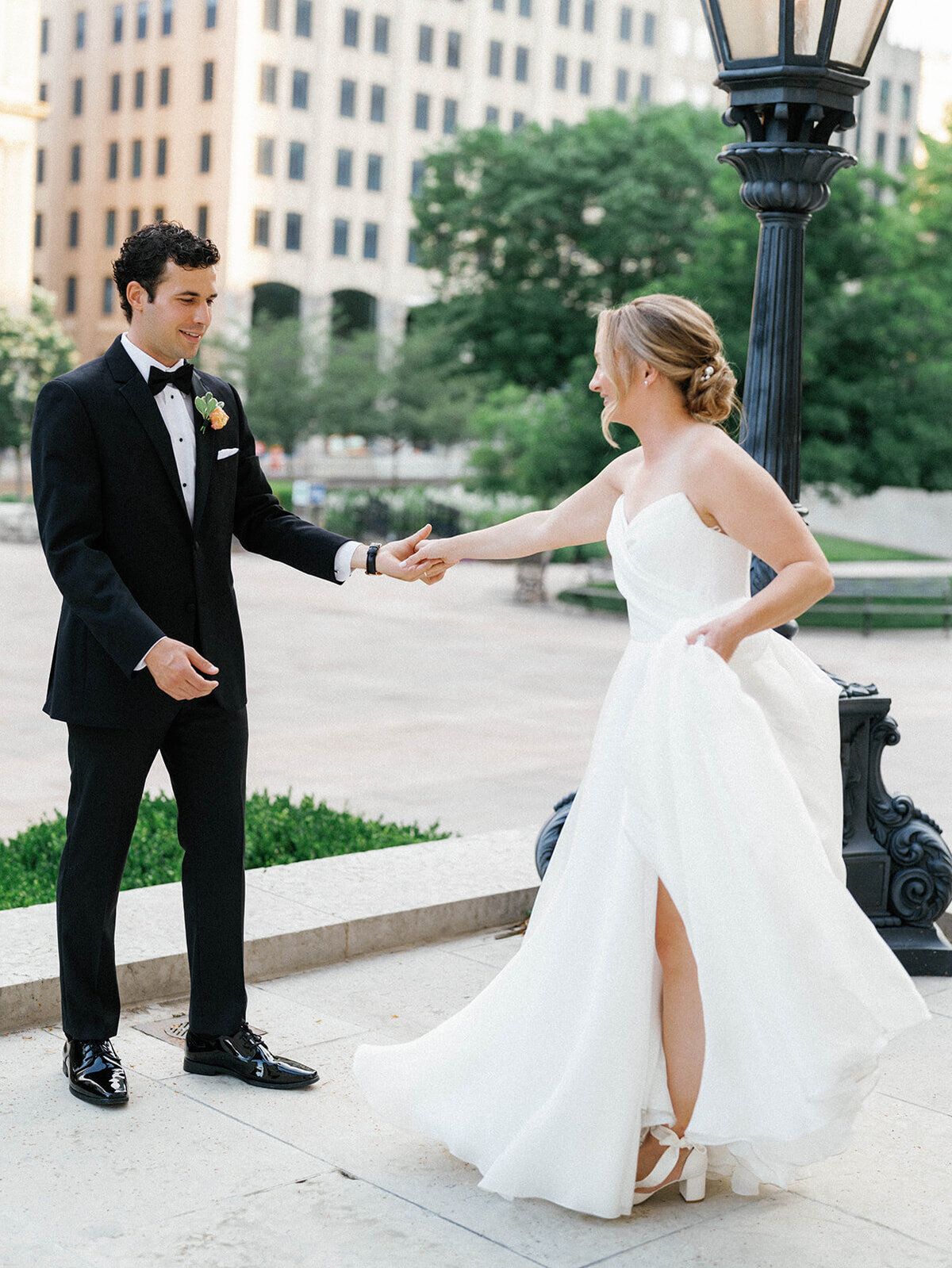 Jordan & Natalie Ott_Ohio Statehouse-879