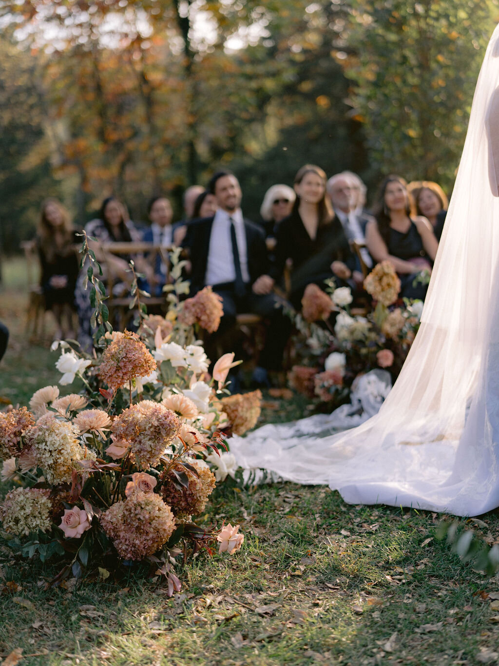 NikkiSanterre_EastCoastLuxuryWeddingPhotographer_CaitieHanrahan_KeswickHallWedding_Jac&Zach-189