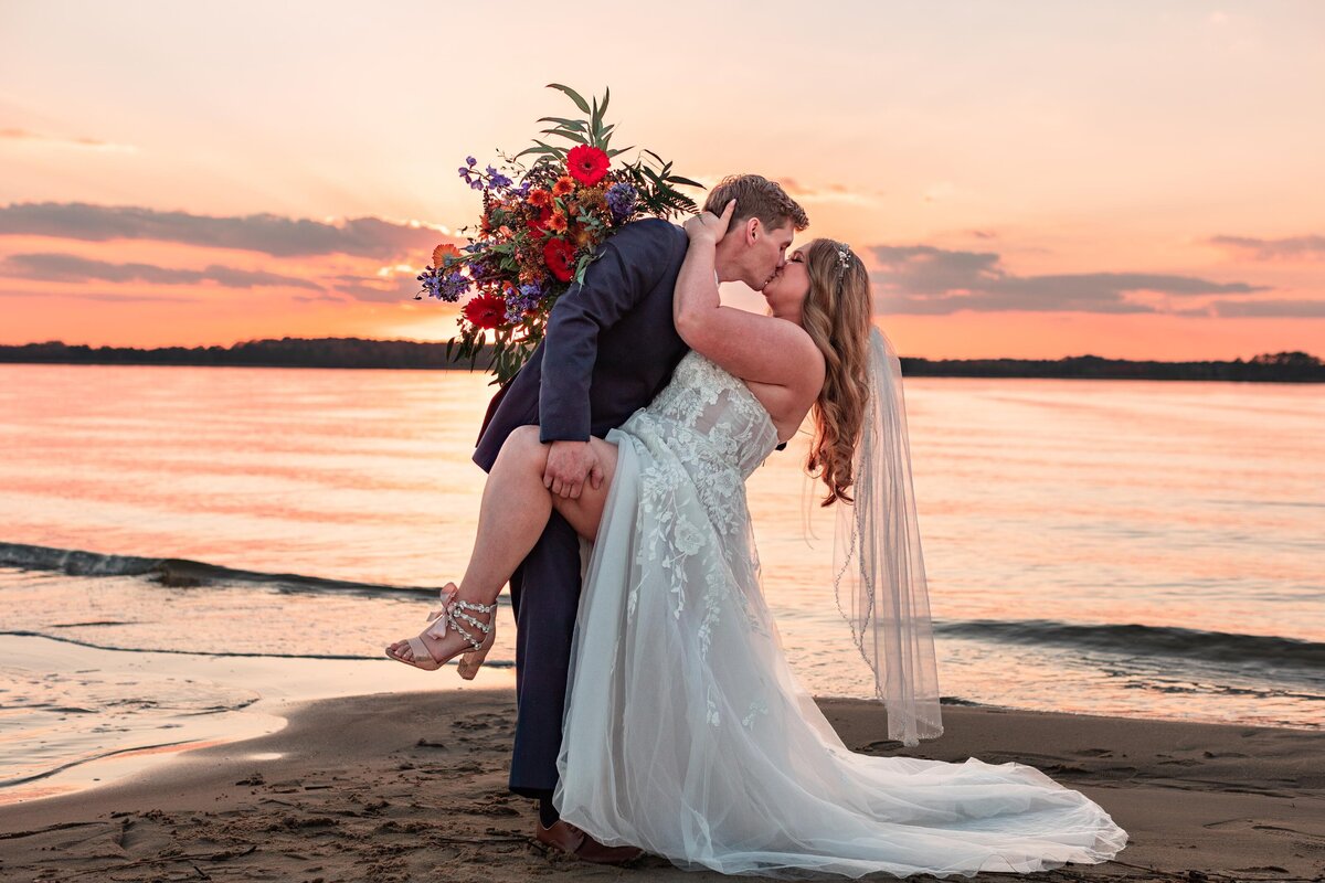 Frederick Creative Studio_ Chesapeake Bay Wedding4