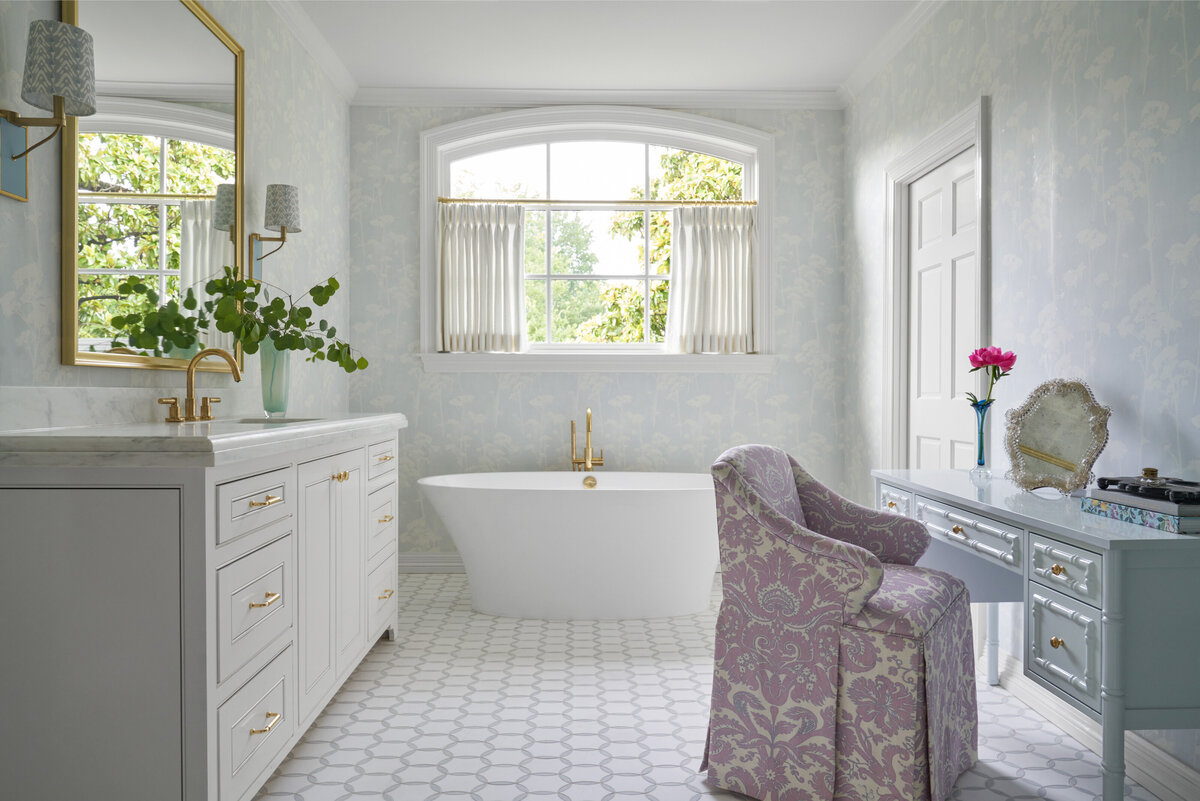 Transitional Grace | Amy's Interiors Dallas, Texas