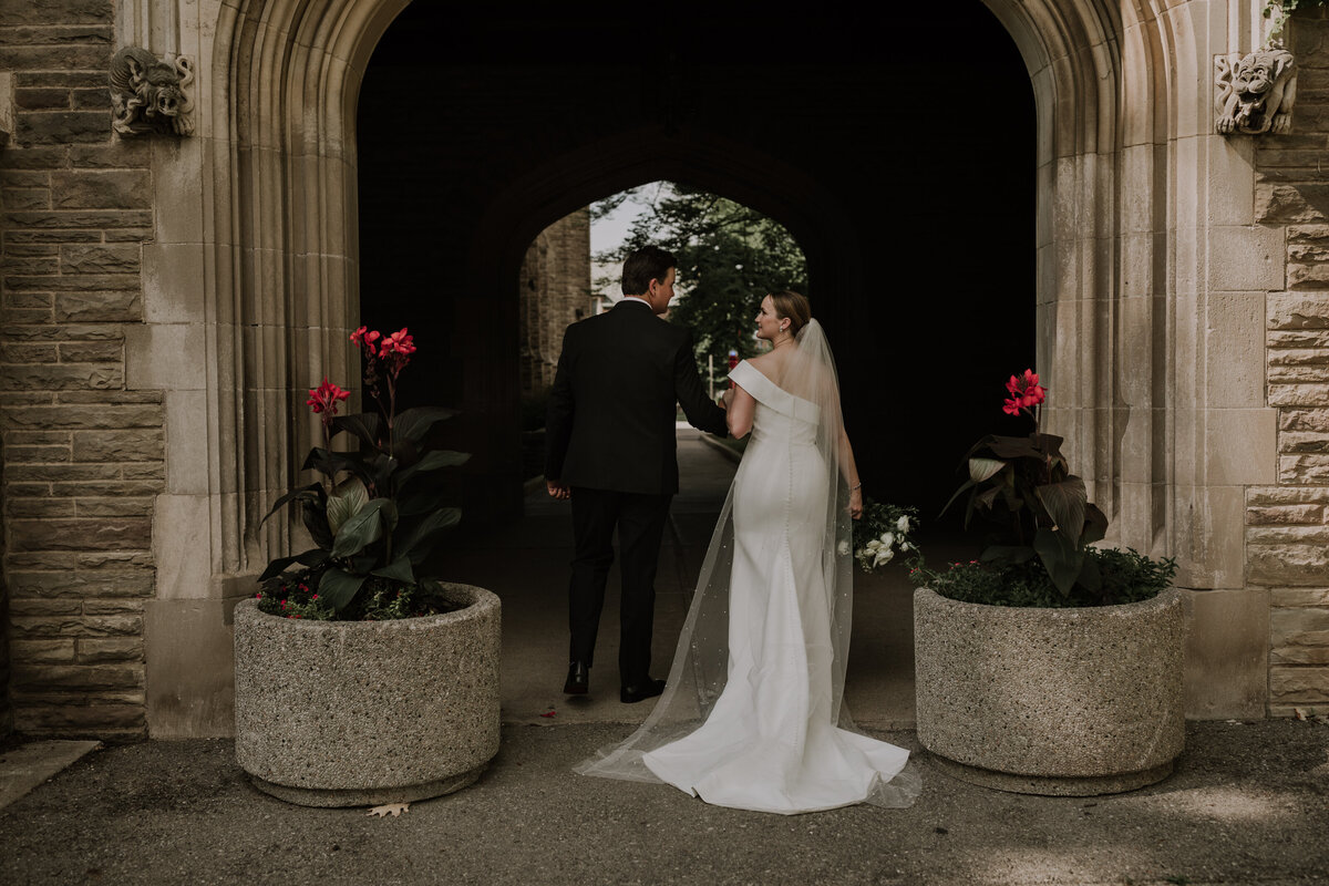 kate-kurt-wedding-ancaster-mill-dundas-liuna-station-hamilton-13