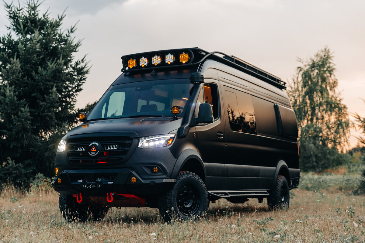 1_WooleyBugger250829_BMV_SlowFastcreative_2054