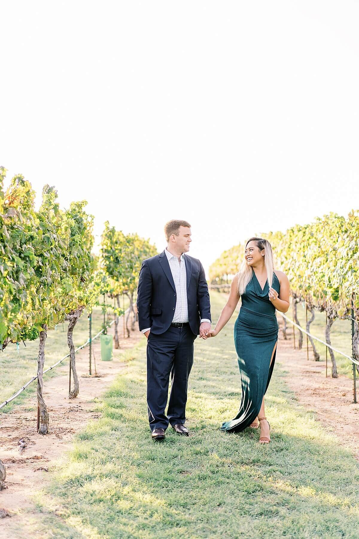 Texas-Hill-Country-Vineyard-Engagement-Portrait-Session-Alicia-Yarrish-Photography_0050