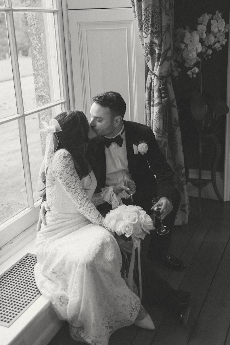 Abi-Buck-Photography-Editorial-Wedding-Photography-North-Cadbury-Court-Somerset-14