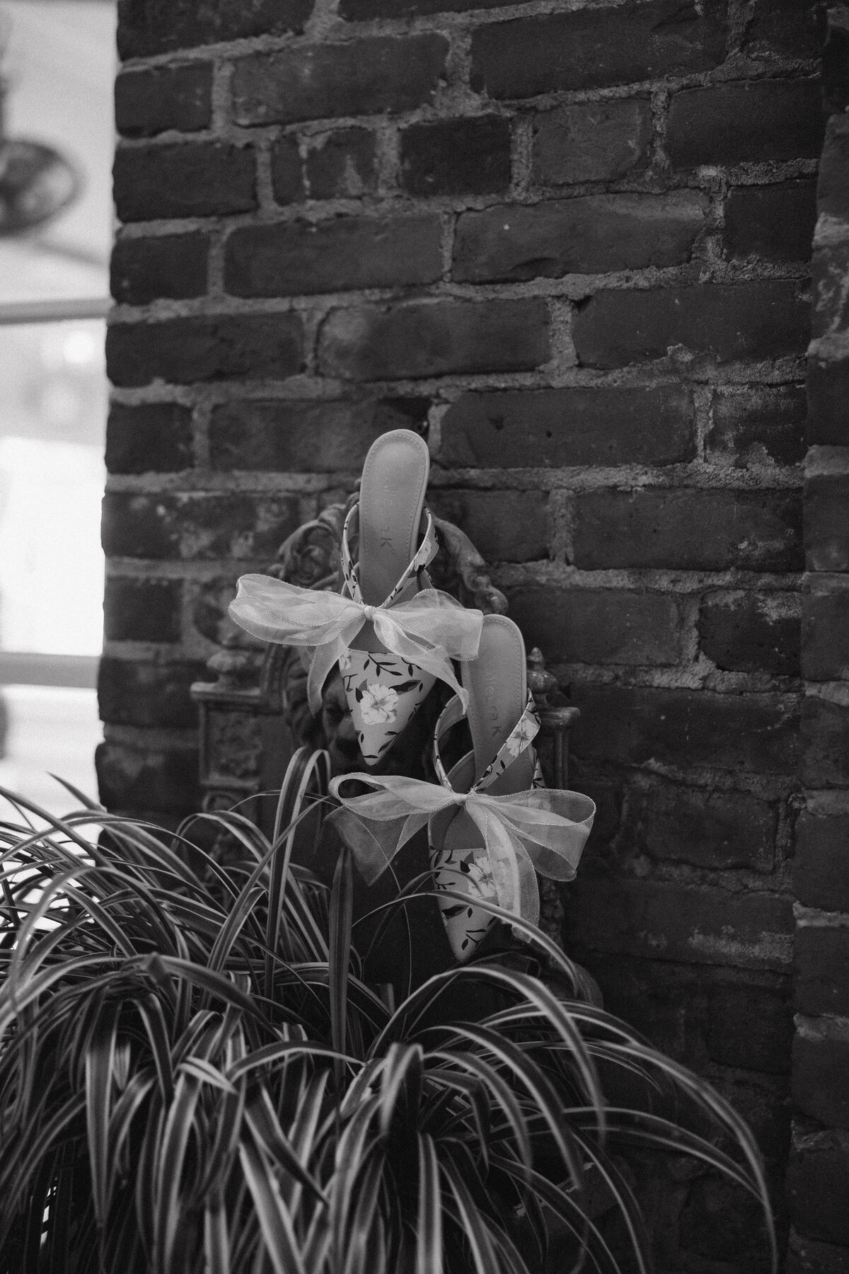 horton-plaza-hotel-san-diego-wedding-raven-berlin-photo-16