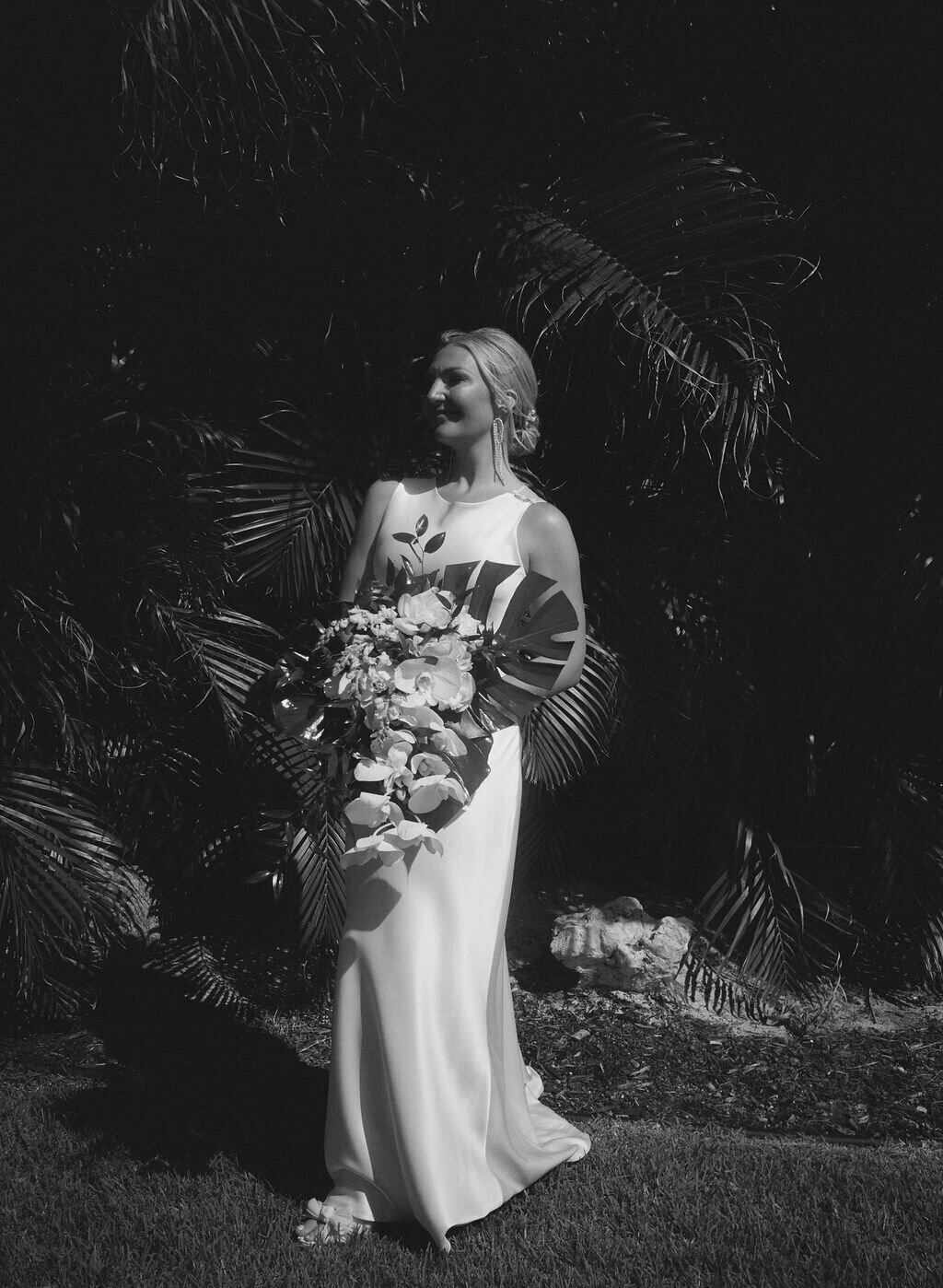 Meg+Kyle_Wedding_Previews2Meg+Kyle_Wedding_Previewskodak_professional_portra_400_07_06_2024_000316890012