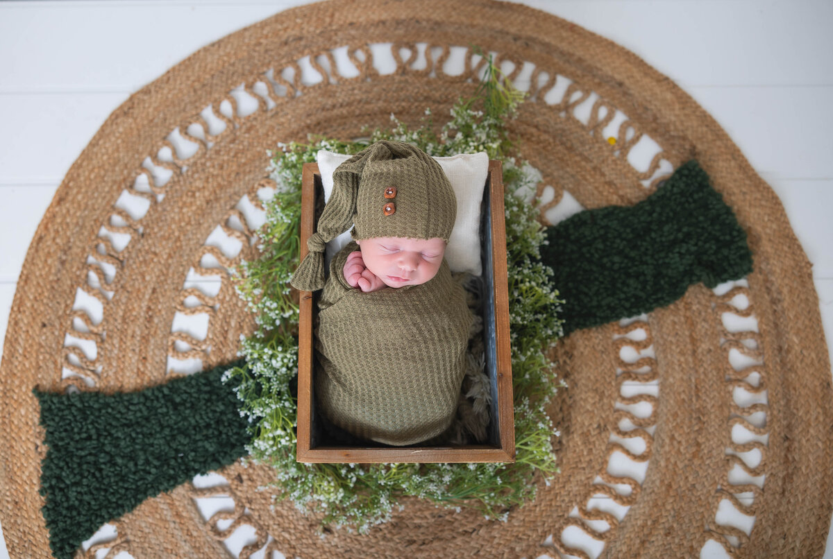 Adorable Lifestyle Newborn Photography Lancaster Pennsylvania Neutral Green