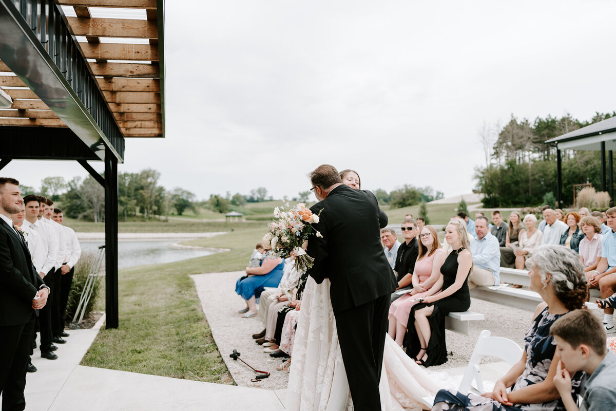kraber-the-gathering-grounds-iowa-wedding-99