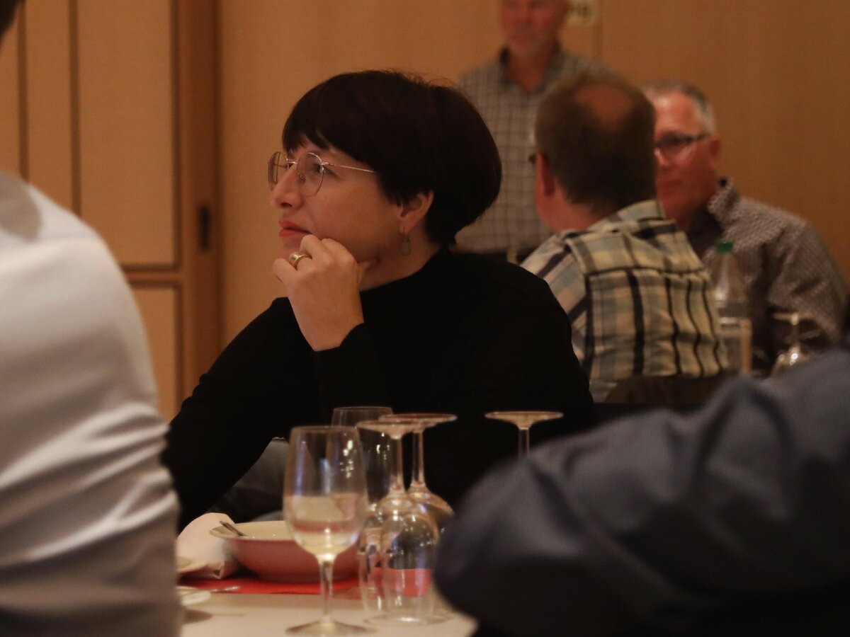 meralunastudio-werbeagentur-schweiz-zuerich-portfolio-jungunternehmerzentrum-flawil-martini-forum-2022 (13)