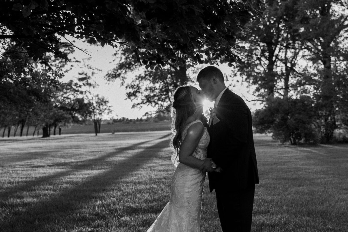 Katie Grace Captures wedding photographer near me