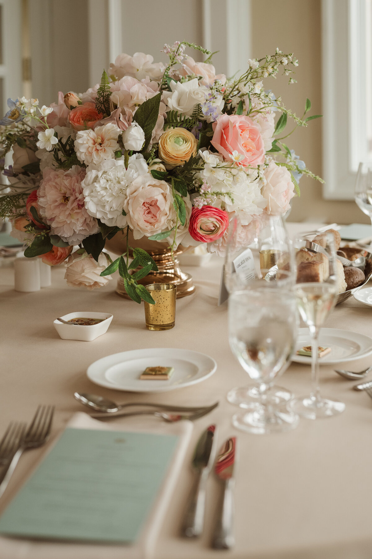 le-chateau-ny-wedding-photos-by-suess-moments-nj-photographer-4310