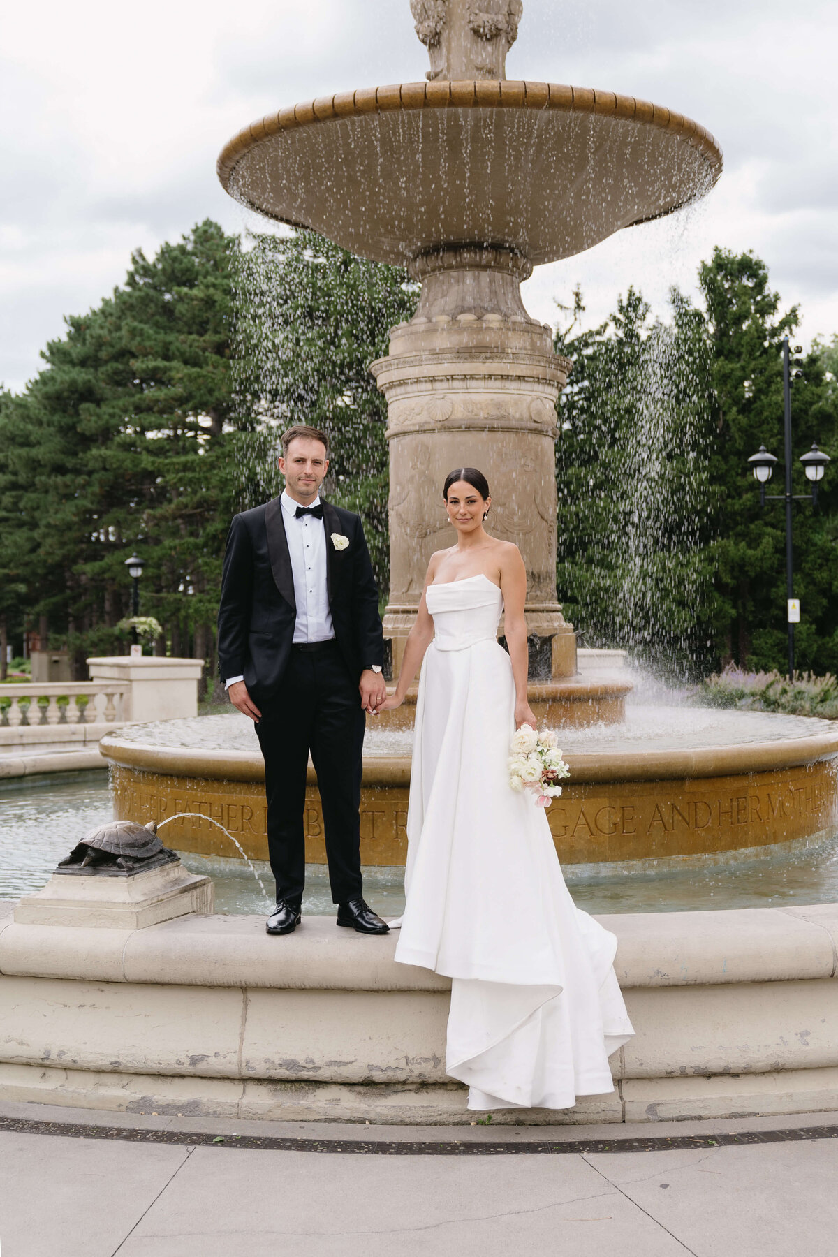 Art Gallery of Hamilton Wedding3629
