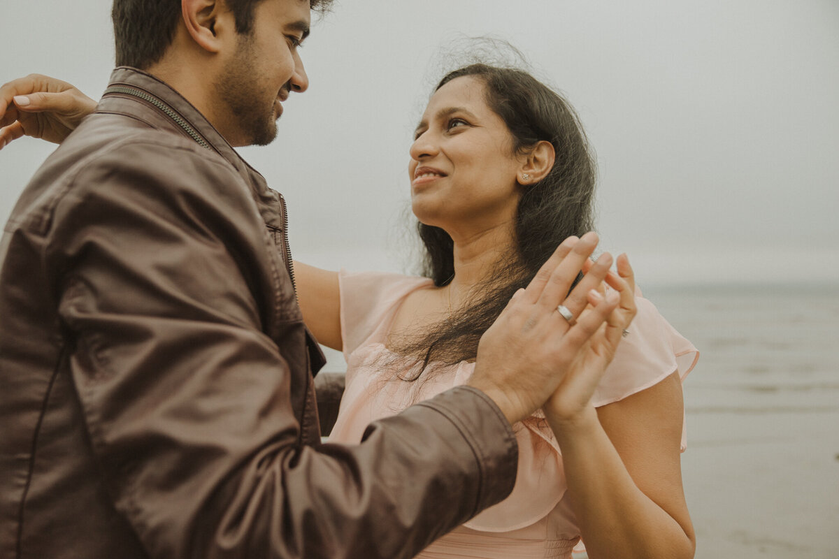 Sania-Nanid-Engagement-Photos-Discovery-Park-Amy-Law-Photography-28