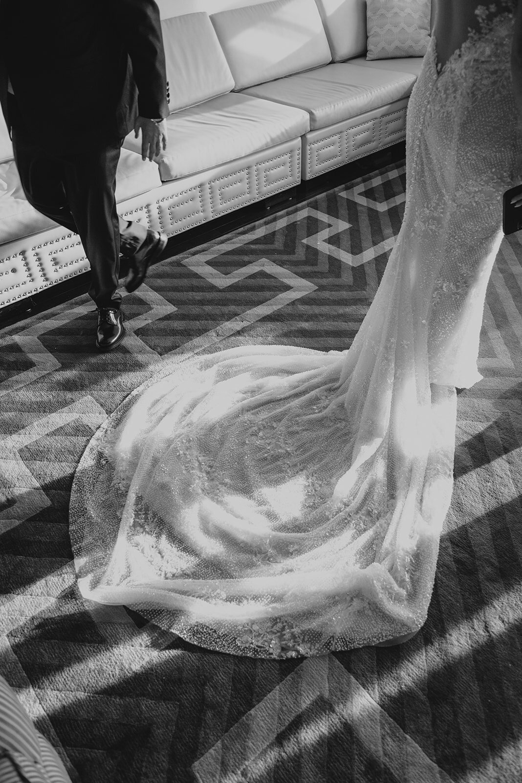 CORRIE-ZACH-NYC-WINTER-WEDDING-AT-GOTHAM-HALL_PHOTOS_BY_MARIA_B_LUNG_0210