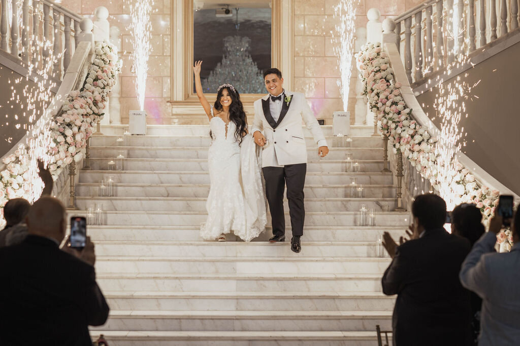 Bellevue_Confrence_Center_Wedding_VA_JG_TLIC-457