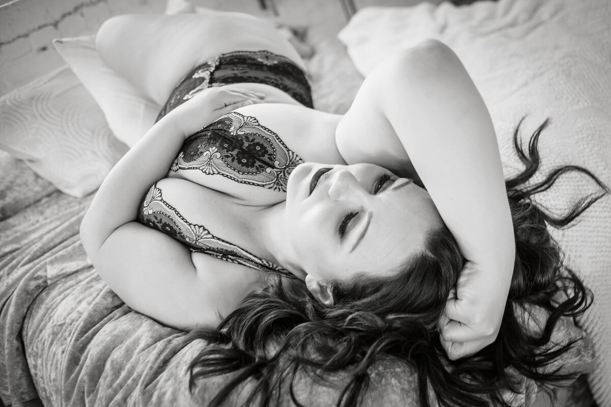 grandrapidsboudoirphotographer-204