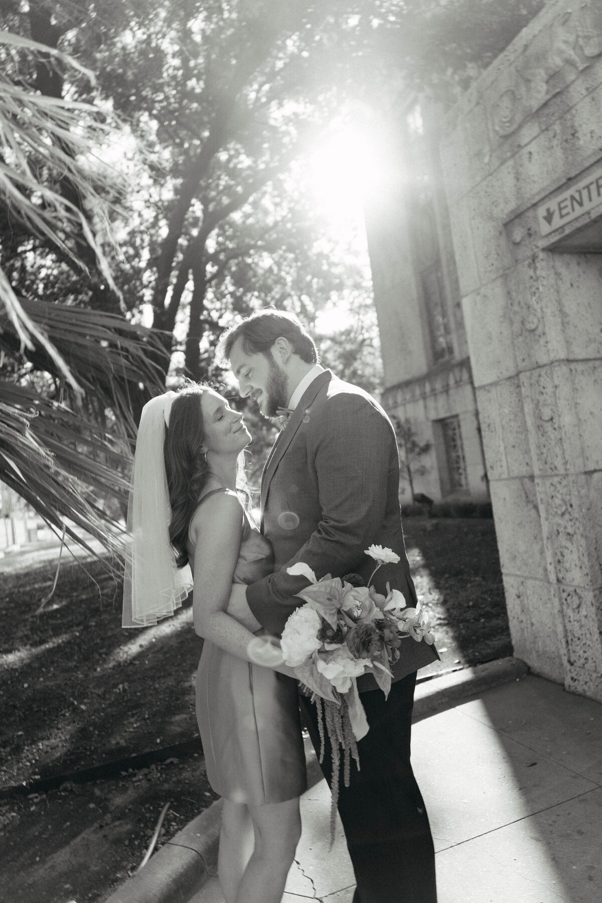 Carlyn&WillElopementPhotos_Digital_AustinWeddingPhotographer_HereafterFilms-97