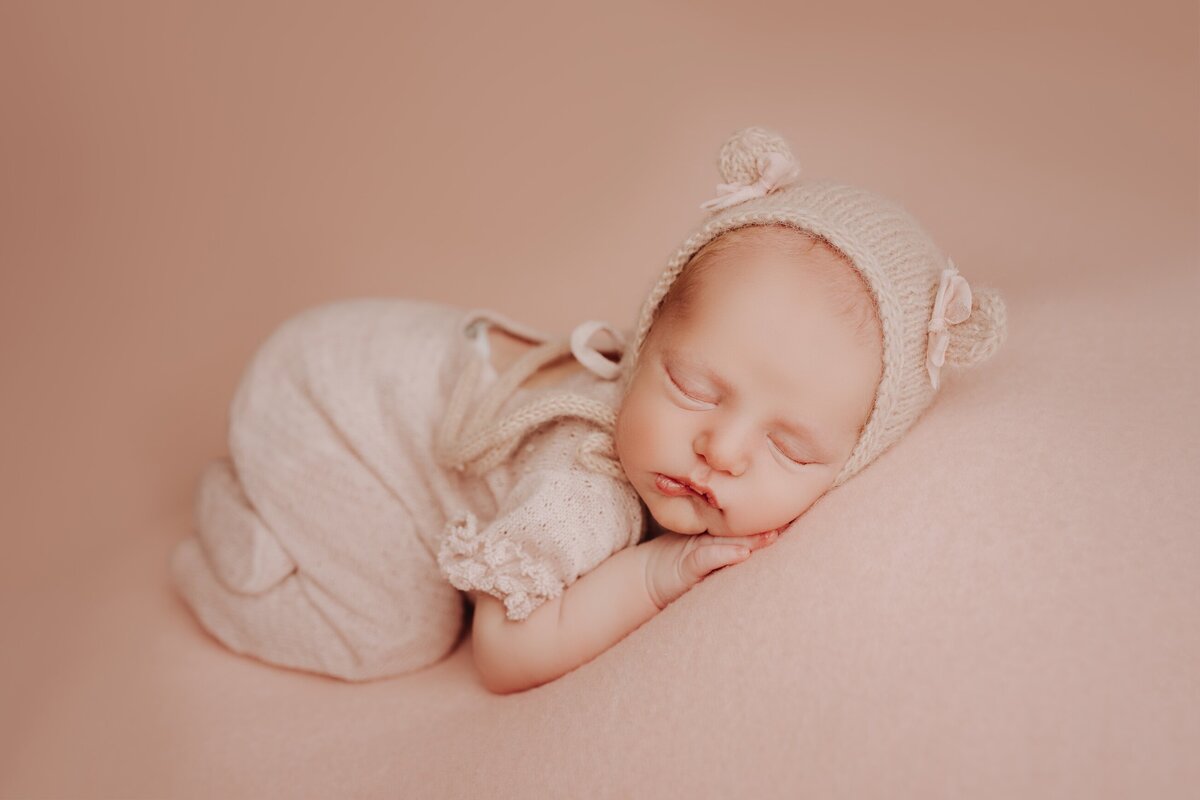 Sacramento, Elk Grove, Florin, Vineyard, Roseville, Davis, Rancho Cordova, East Sacramento, Cameron Park, Folsom, Antelope Newborn Photographer, Baby Photographer, A Little Goose