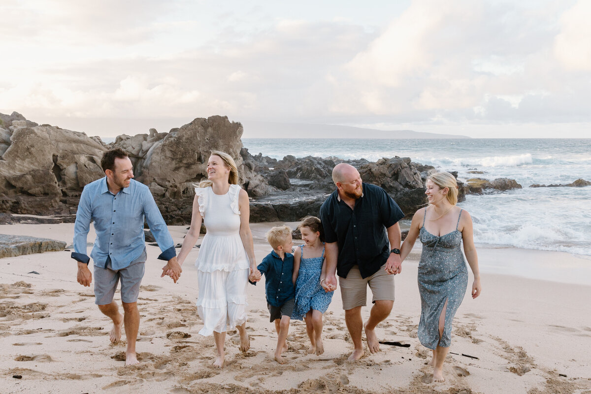 family loving in maui 2