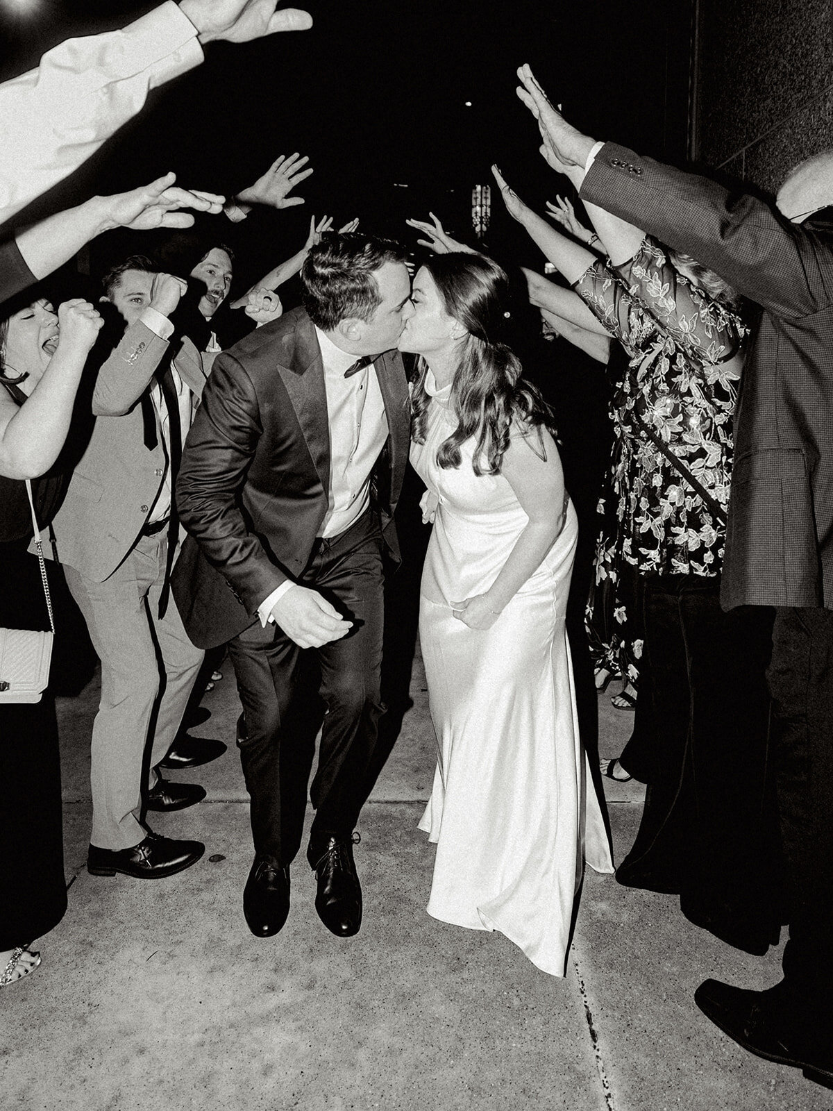 2024-04-20_Vittoria+NicholasBertlingWedding_MollyMurphyPhotography-91
