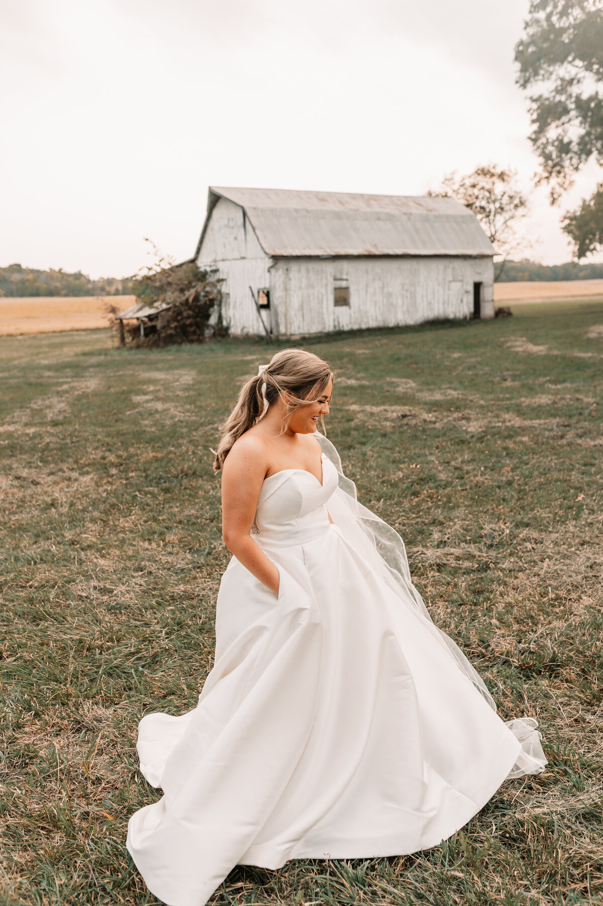 12AbigailGorskiPhotography-Sam-Ashleigh-Heiligenstein-Wedding
