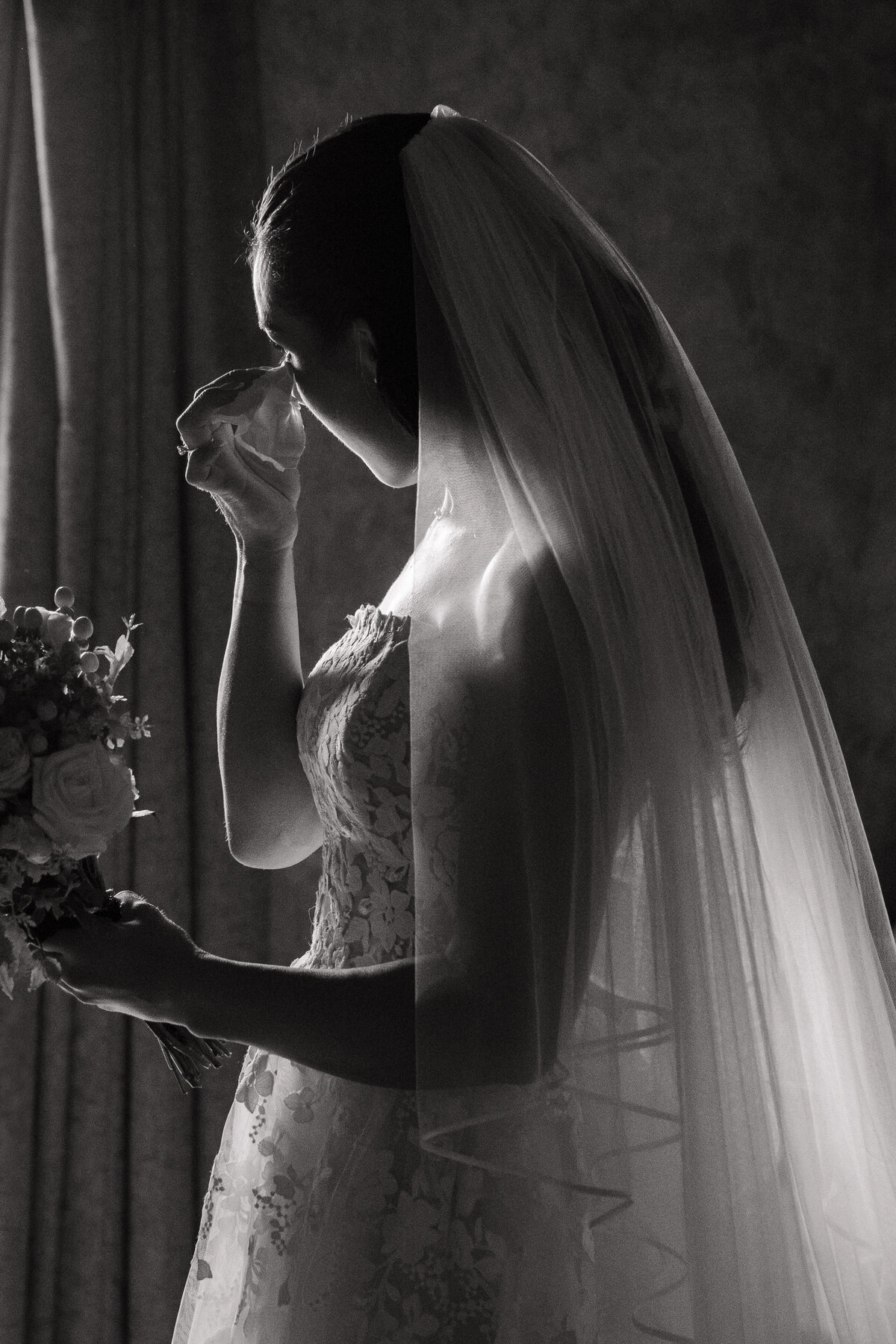 georgia-and-michael_wedding-at-runa-farm_elee-smith-photo-0077