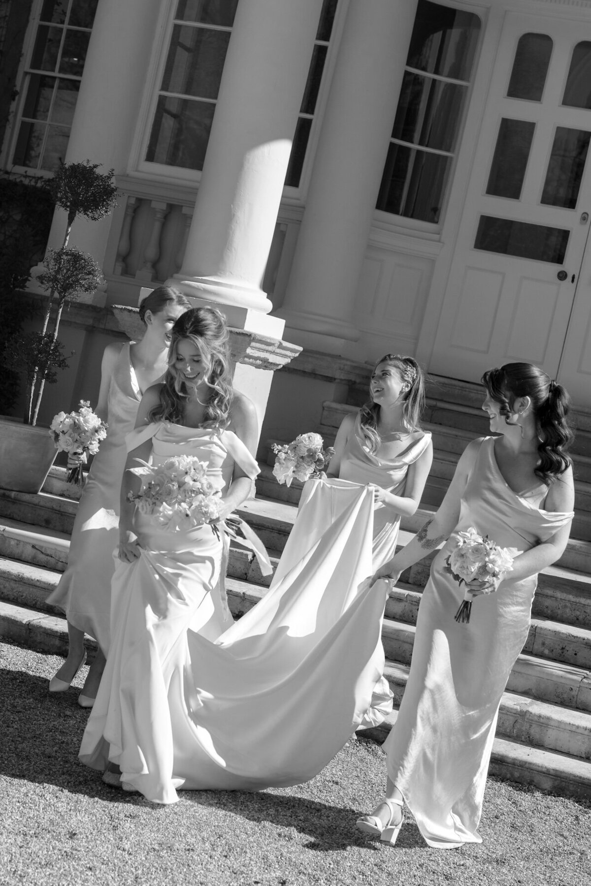 timeless-romantic-luxury-wedding-blackandwhite-editoria-manor-London-photography