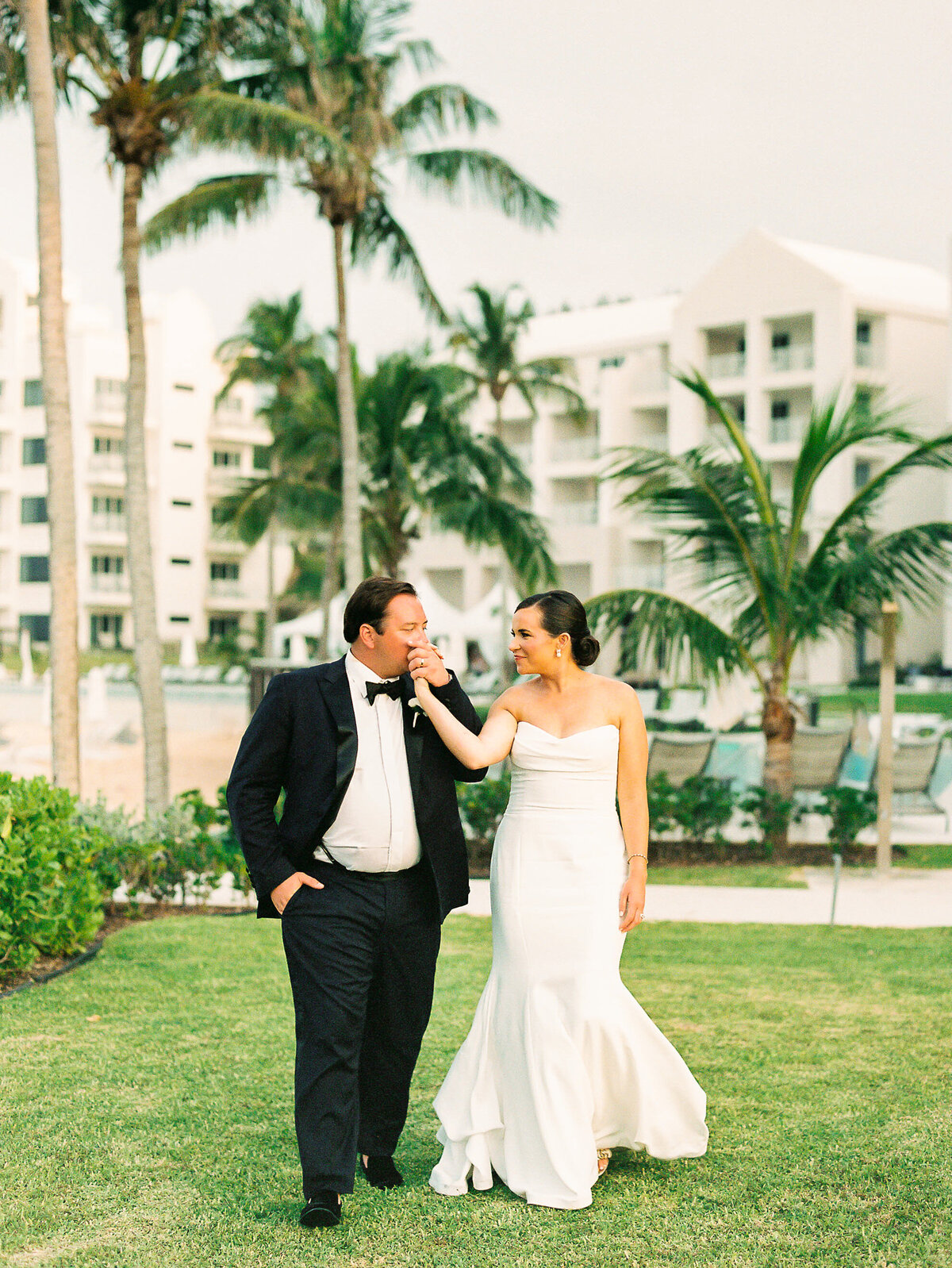 Hayley+Zach_Wedding_SNEAK_FoxtailCo_-785