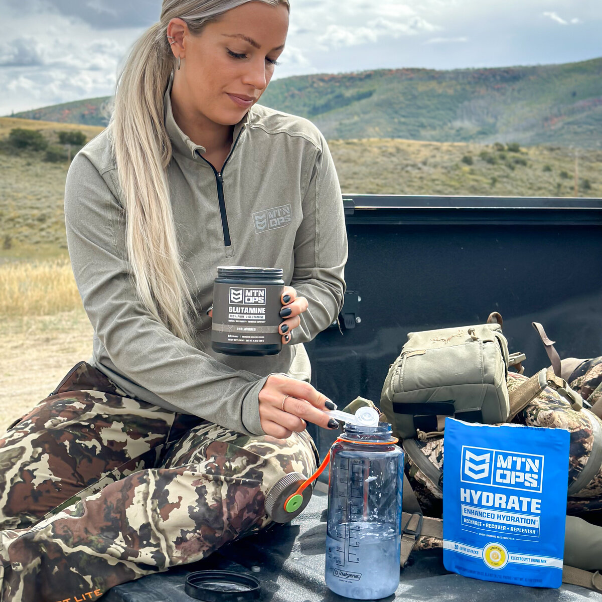 MTN-OPS-Glutamine-hydrate-on-tailgate-1