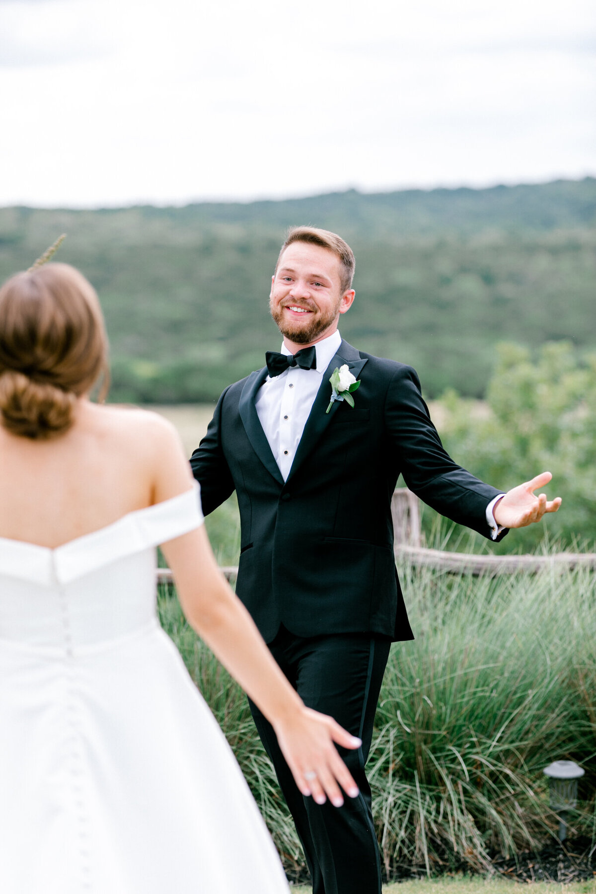 Lexi Broughton & Garrett Greer Wedding at Dove Ridge Vineyards | Sami Kathryn Photography | Dallas Wedding Photography-69
