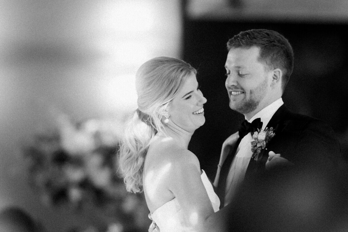 Grand Rapids Wedding Photographer JW Marriott781