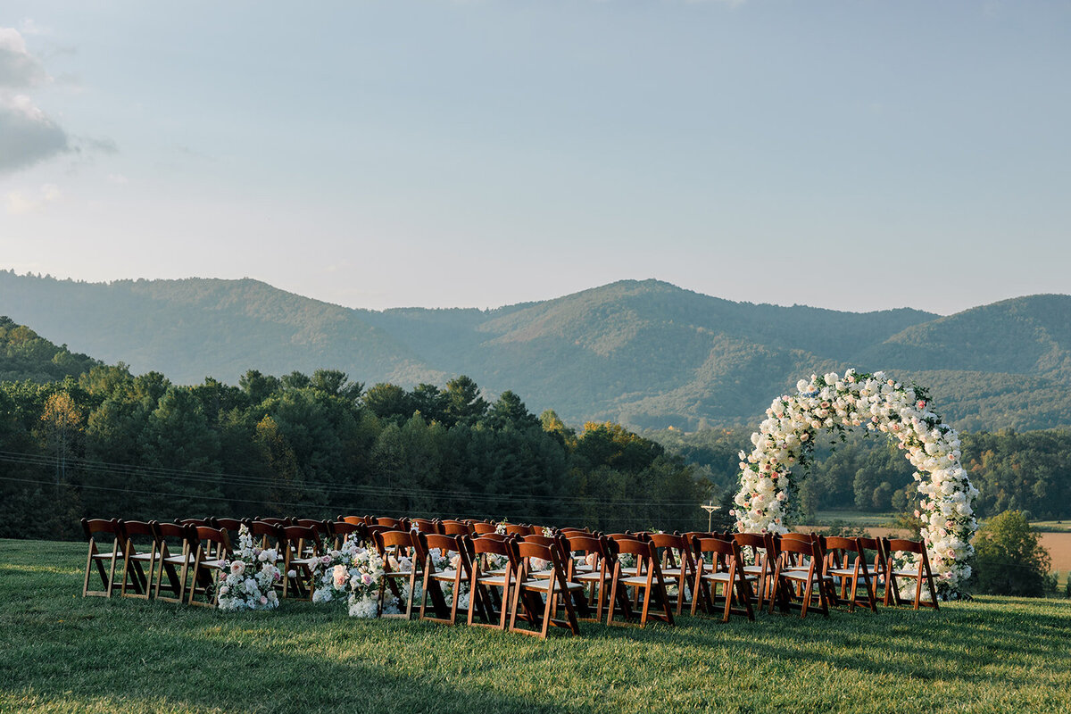 Pixels and Wood Creative_The Shiloh_Him Her Photo_Floral Circle Arch_North Carolina Wedding_Ceremony-30