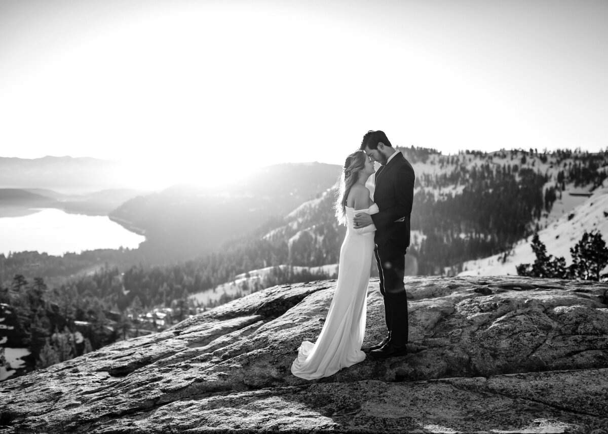 03122022_Kaci+Tyler_DonnerPassCA_AnjaJensenPhotography-66