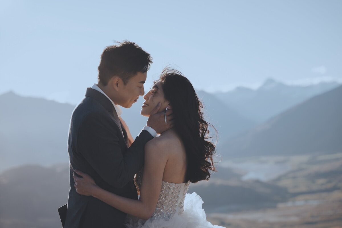 Autumn wedding shoot at Millbrook, Arrowtown. Vintage car & helicopter.