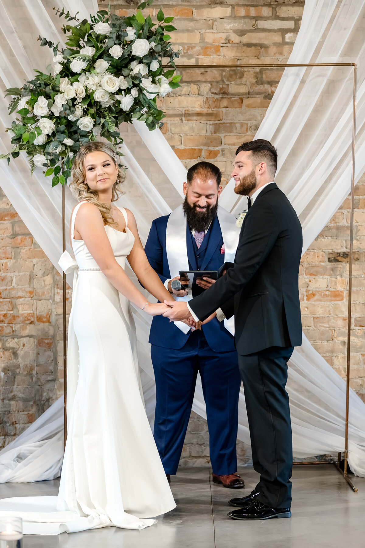closeupofceremonyaltarflowersthebrix