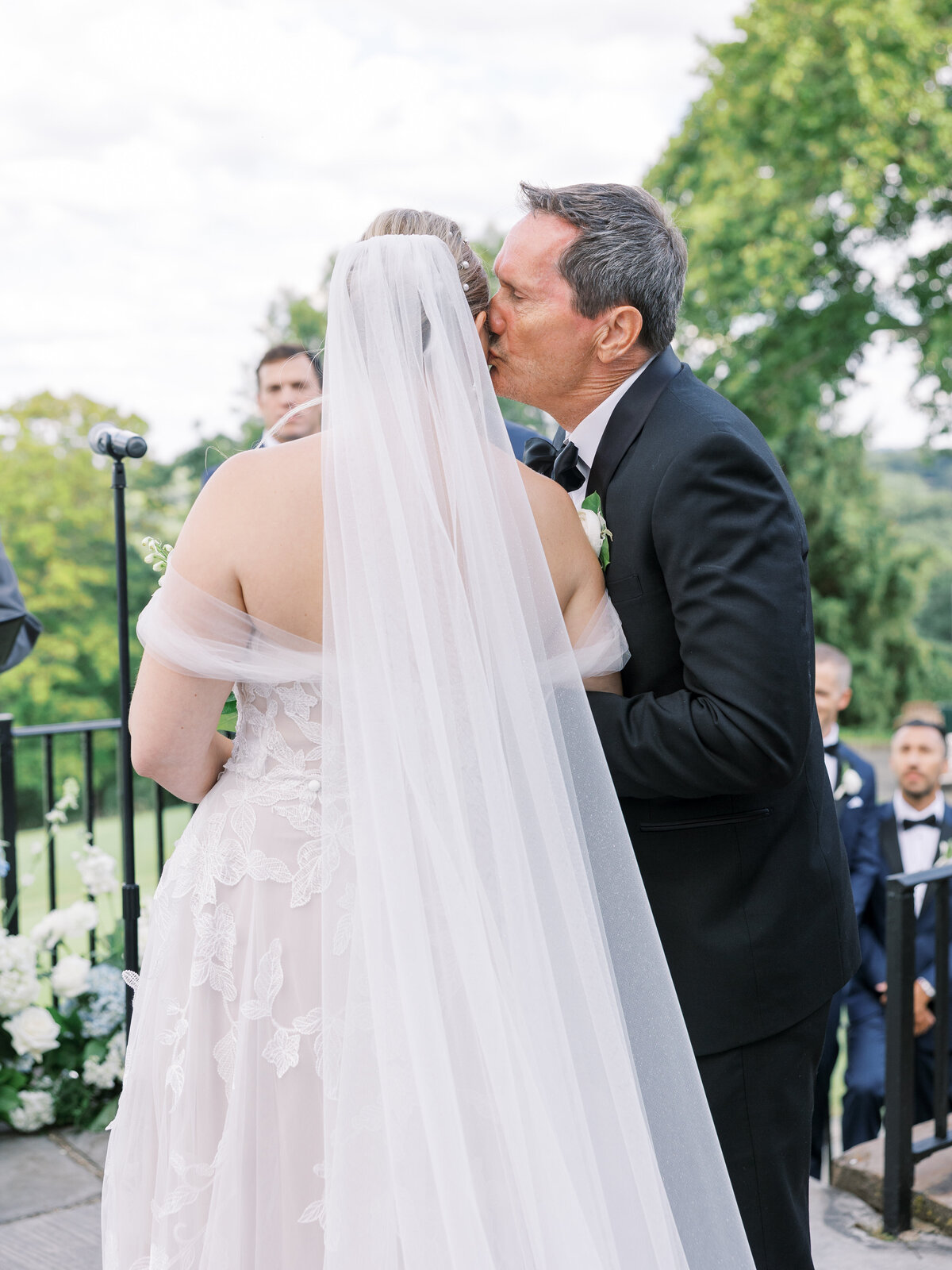 Anne-Troxel-Pittsburgh-Wedding-Photography-Pittsburgh-Field-Club-LGBTQ-Floral-timeless-photos-44