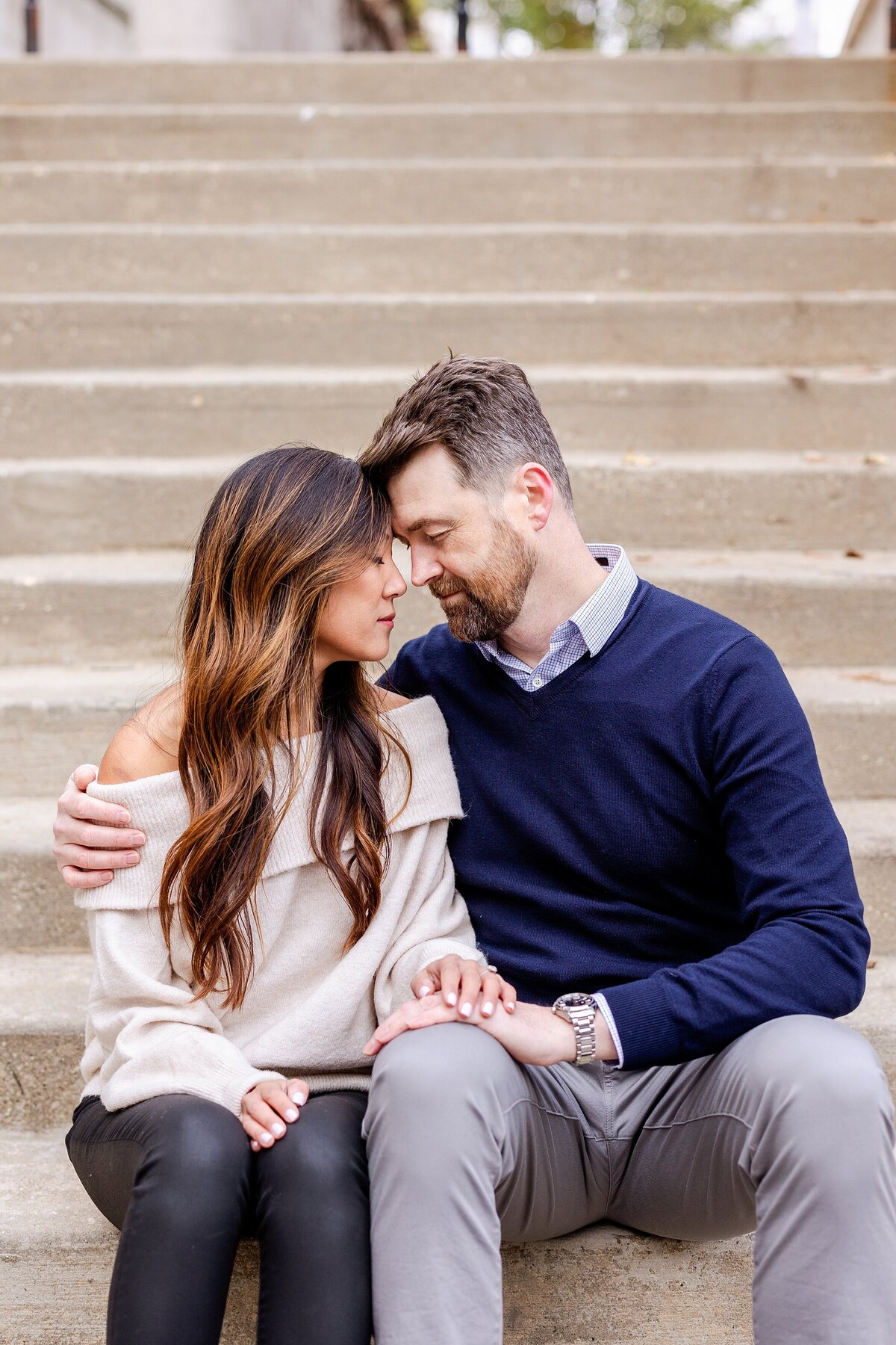 downtown-chicago-fall-engagement-session-jenna-sean_0021