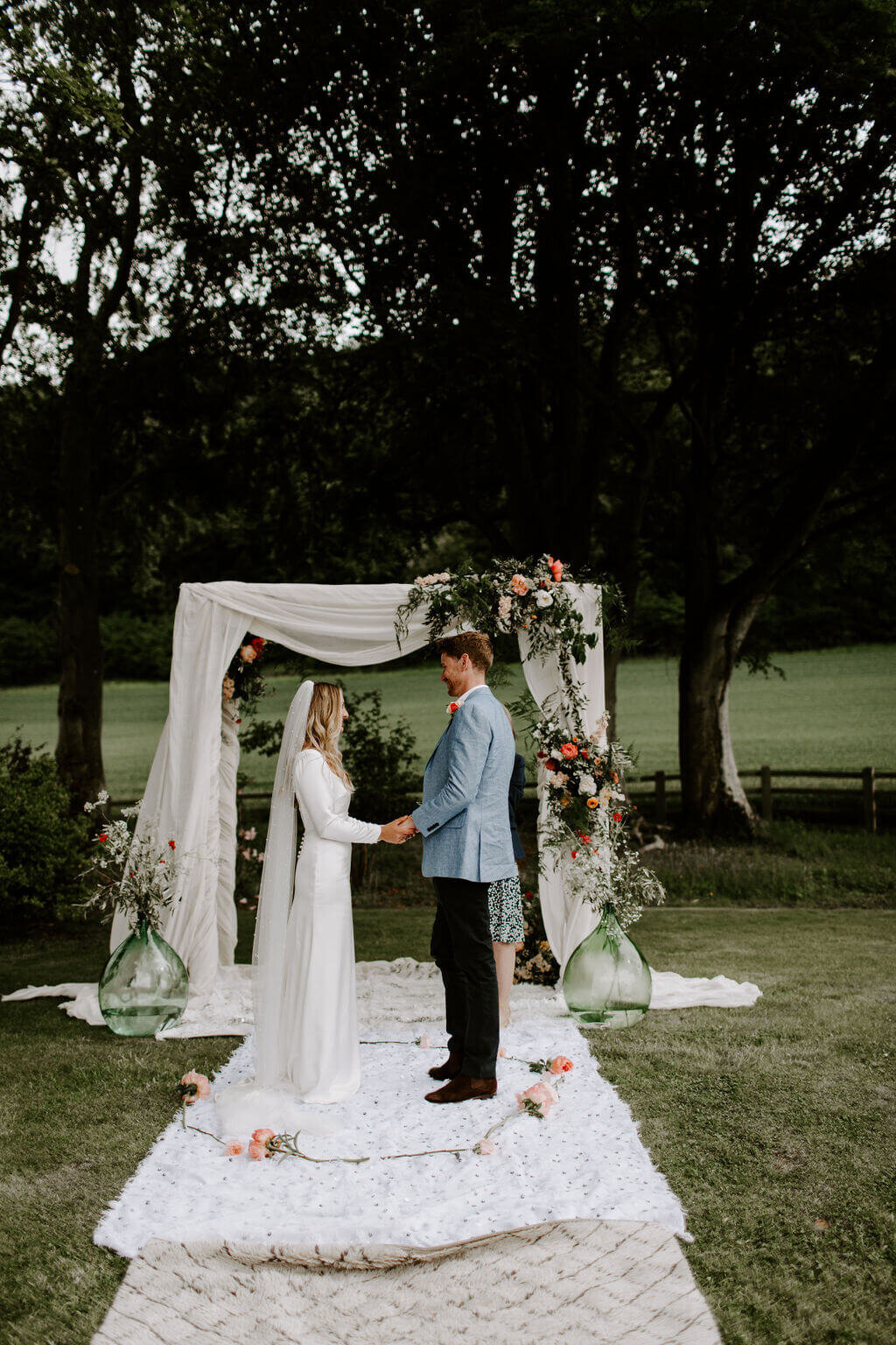 Hattie-Grey-Marquee-Court-Wedding-Flowers-Issy-And-Bella-Florist-Herefordshire16