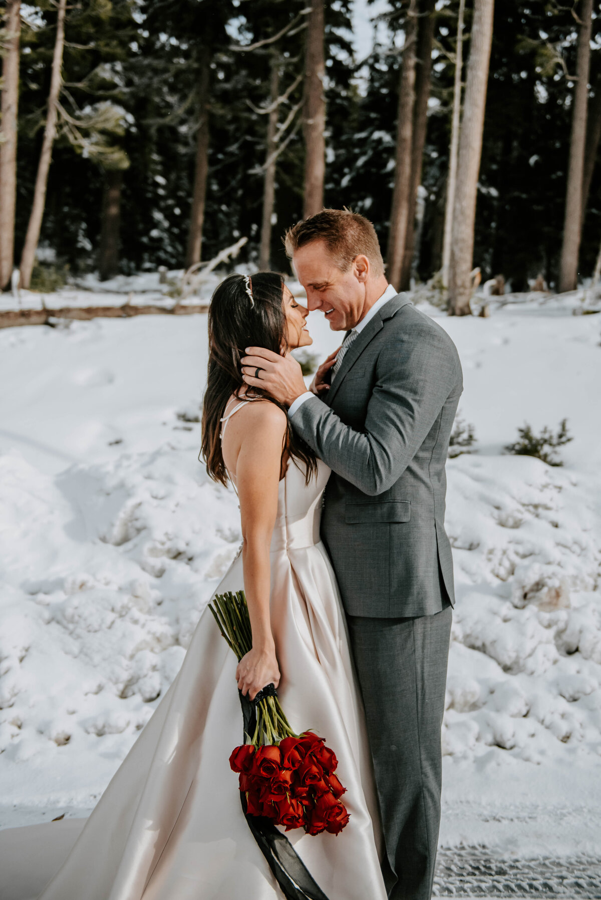 mt-bachelor-snow-winter-elopement-bend-oregon-wedding-photographer-2174