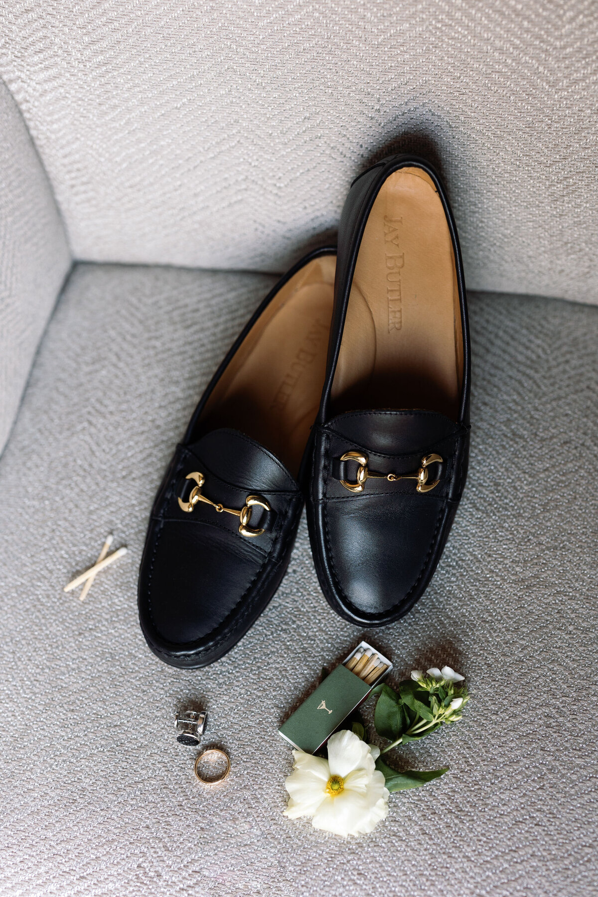 10-grooms-shoes-rings