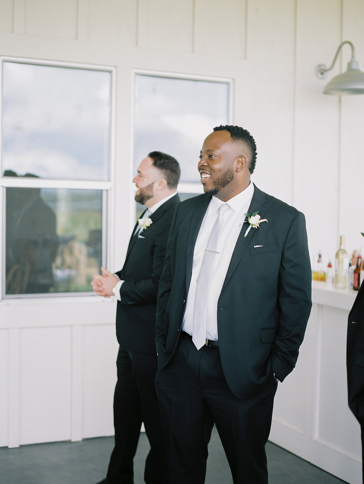 Luxury-Wedding-The-Barn-at-Harrow-Cellars-Sonoma-CA33