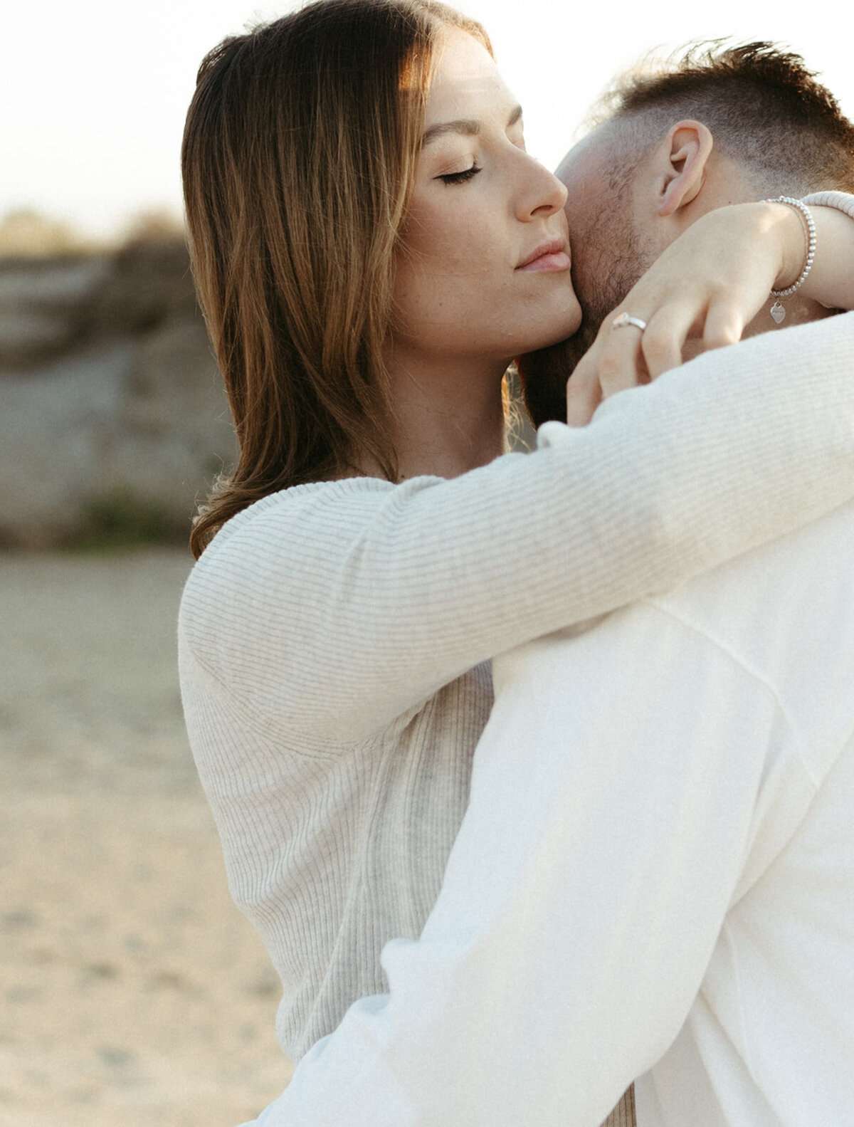 kristin&josh_saskatoon_saskatchewan_canada_beach_dog_couple_session_couples_photographer_wedding_photographer26