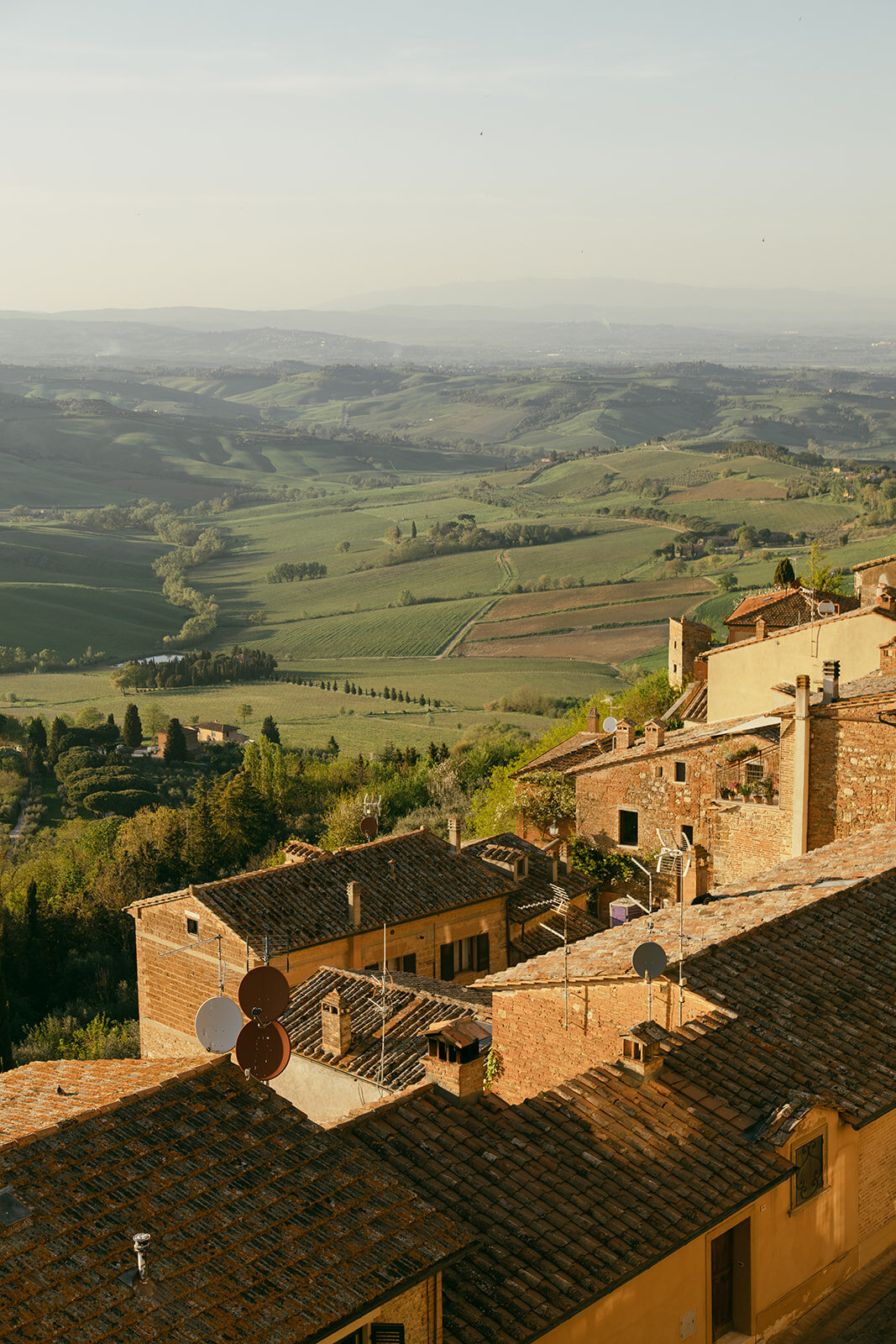 ali-rae-photography-tuscany-italy-val-d'orcia-wedding-elopement-33_websize