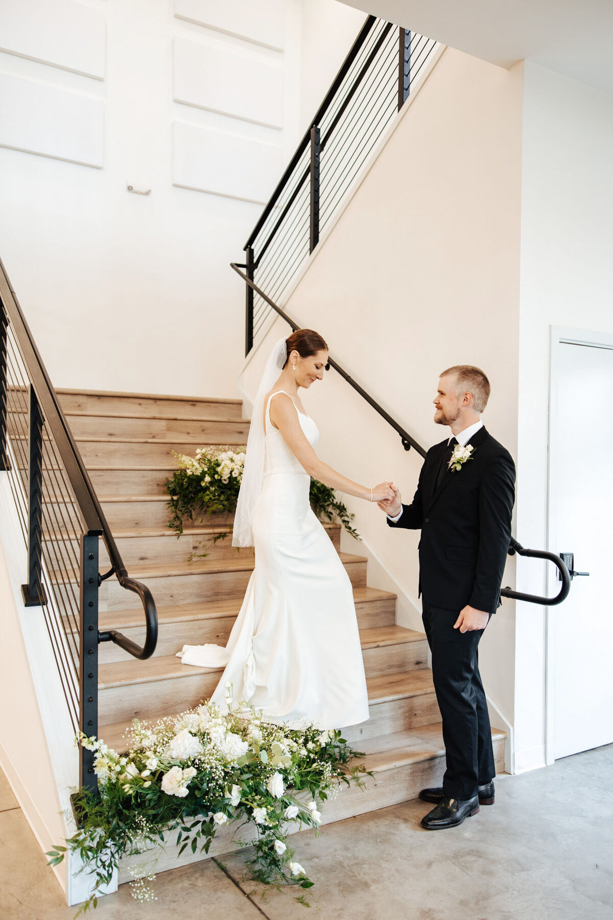 Pinewood Events - Minnesota Modern Nature Inspired Venue - spring - 10