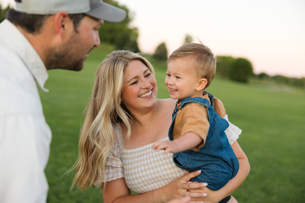 Lubeley-family-Will-DeGraw-Clever-Disarray-48
